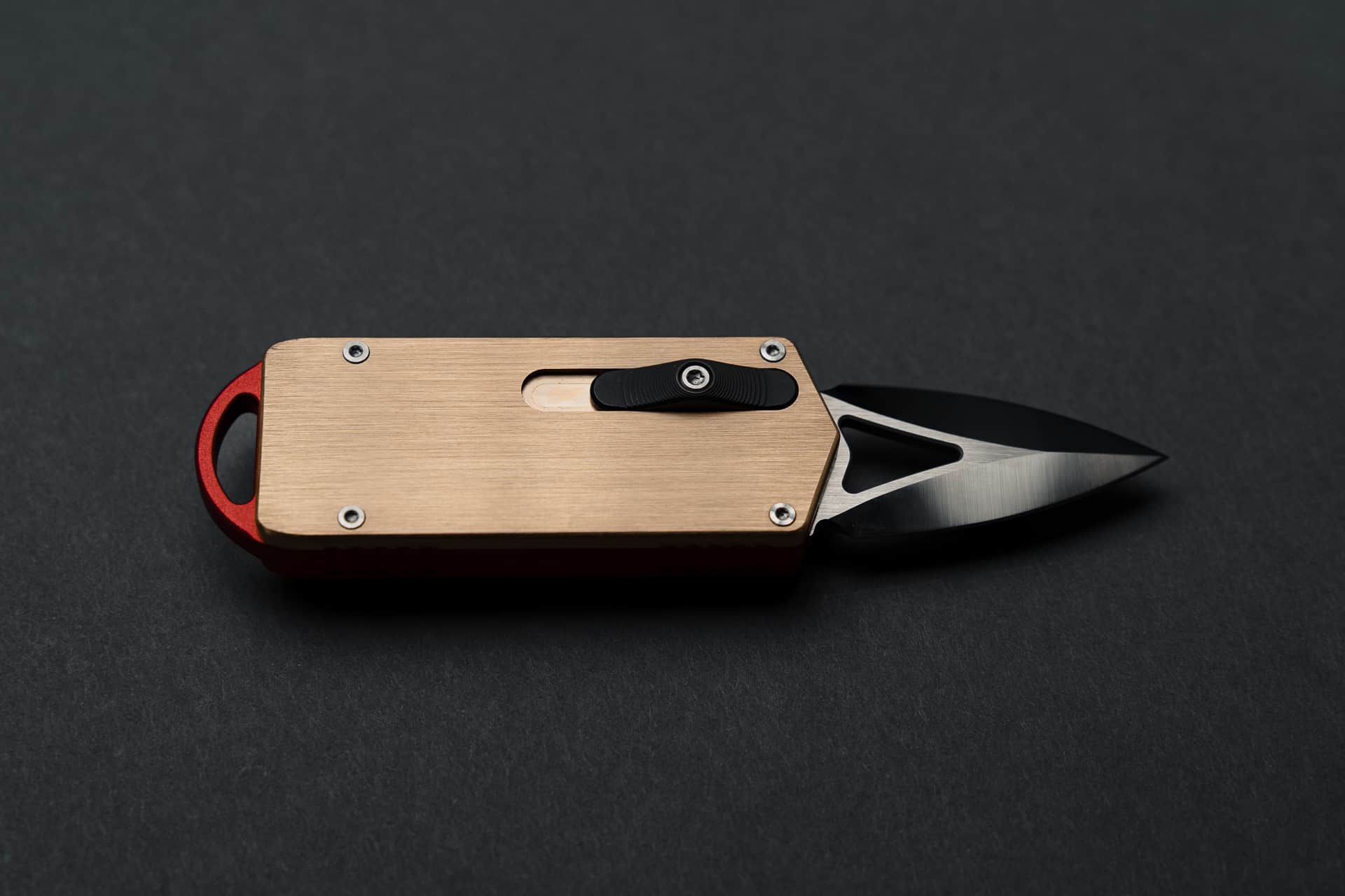 Takcom-Wasp woodgrain handle Premium OTF knife